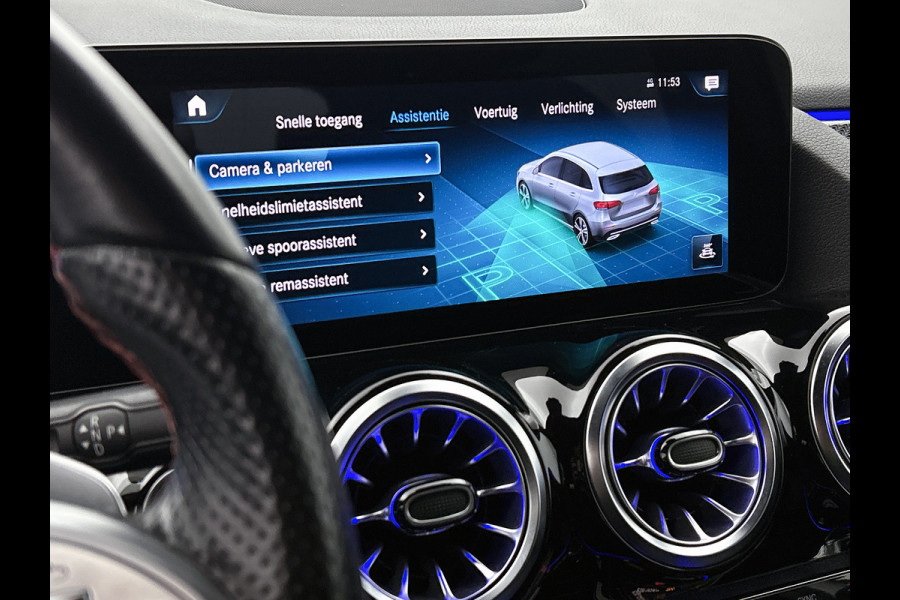 Mercedes-Benz B-Klasse 180 Business Solution AMG | AMG-line interieur | AMG- Line Exterieur | Achteruitrijcamera | Stoelverwarming | Sfeerverlichting| MULTIBEAM LED | 24 Maanden Mercedes-Benz Certified Garantie.