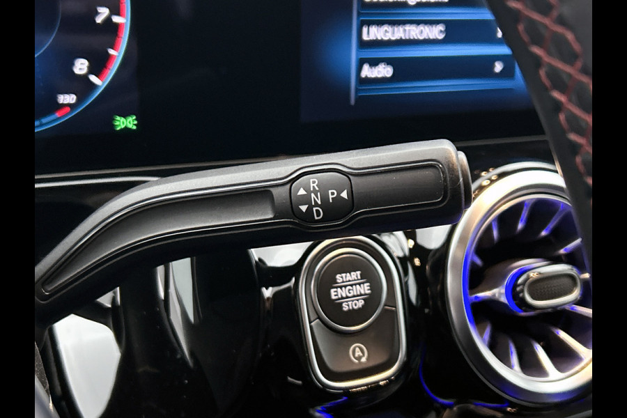 Mercedes-Benz B-Klasse 180 Business Solution AMG | AMG-line interieur | AMG- Line Exterieur | Achteruitrijcamera | Stoelverwarming | Sfeerverlichting| MULTIBEAM LED | 24 Maanden Mercedes-Benz Certified Garantie.