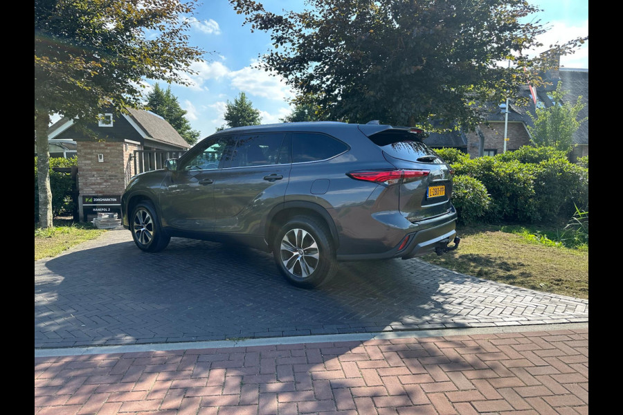 Toyota highlander 2.5 AWD Hybrid Business | 7 Persoons | Camera | Trekhaak | NL-Auto |