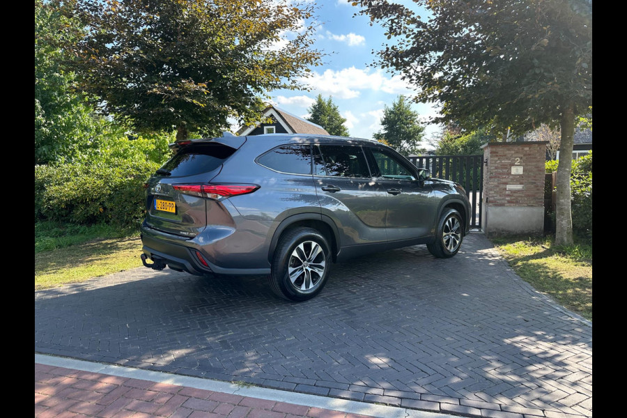 Toyota highlander 2.5 AWD Hybrid Business | 7 Persoons | Camera | Trekhaak | NL-Auto |