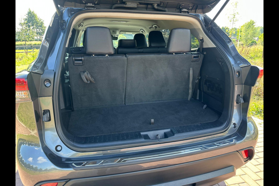 Toyota highlander 2.5 AWD Hybrid Business | 7 Persoons | Camera | Trekhaak | NL-Auto |