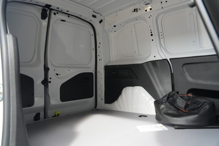 Toyota PROACE CITY Electric Comfort L1 50 kWh - Airco - Carplay - Cruise - 230v - Rijklaar