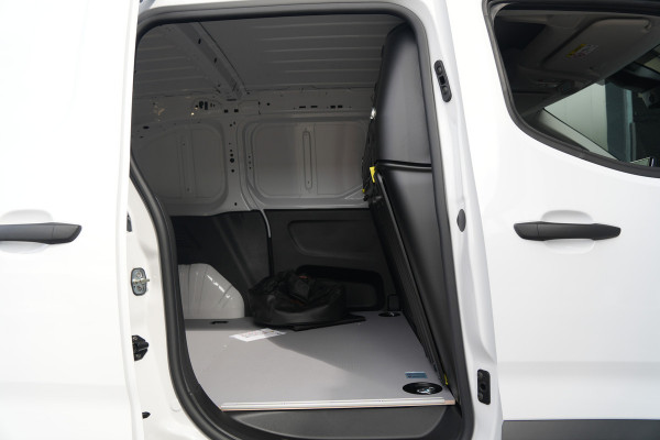 Toyota PROACE CITY Electric Comfort L1 50 kWh - Airco - Carplay - Cruise - 230v - Rijklaar