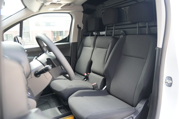 Toyota PROACE CITY Electric Comfort L1 50 kWh - Airco - Carplay - Cruise - 230v - Rijklaar