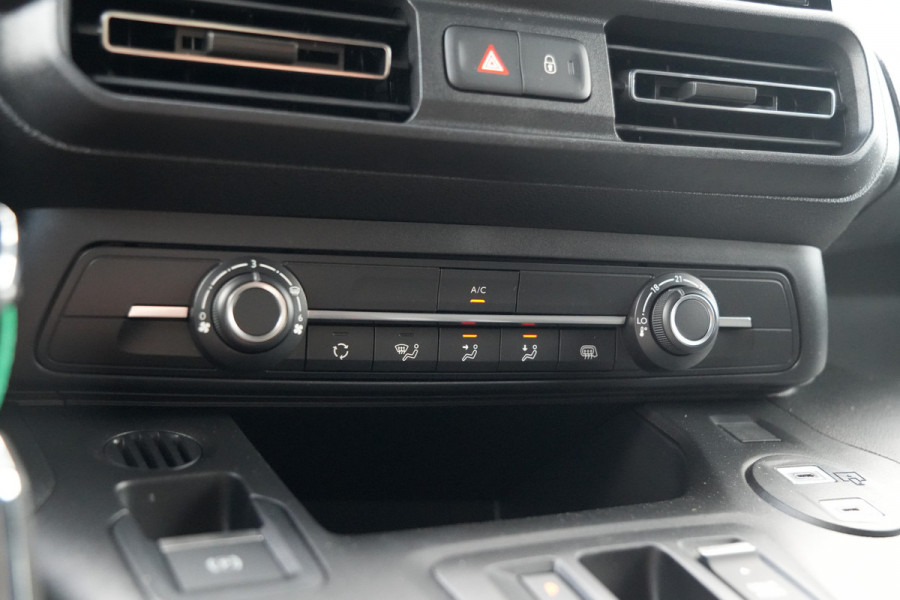 Toyota PROACE CITY Electric Comfort L1 50 kWh - Airco - Carplay - Cruise - 230v - Rijklaar