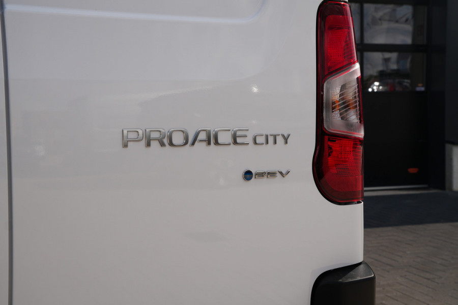 Toyota PROACE CITY Electric Comfort L1 50 kWh - Airco - Carplay - Cruise - 230v - Rijklaar