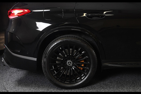 Mercedes-Benz GLC 400e 4MATIC AMG 63 Look / Massage / Burmester / Head Up / Luchtvering / 360 Camera / Leder / Open Pano