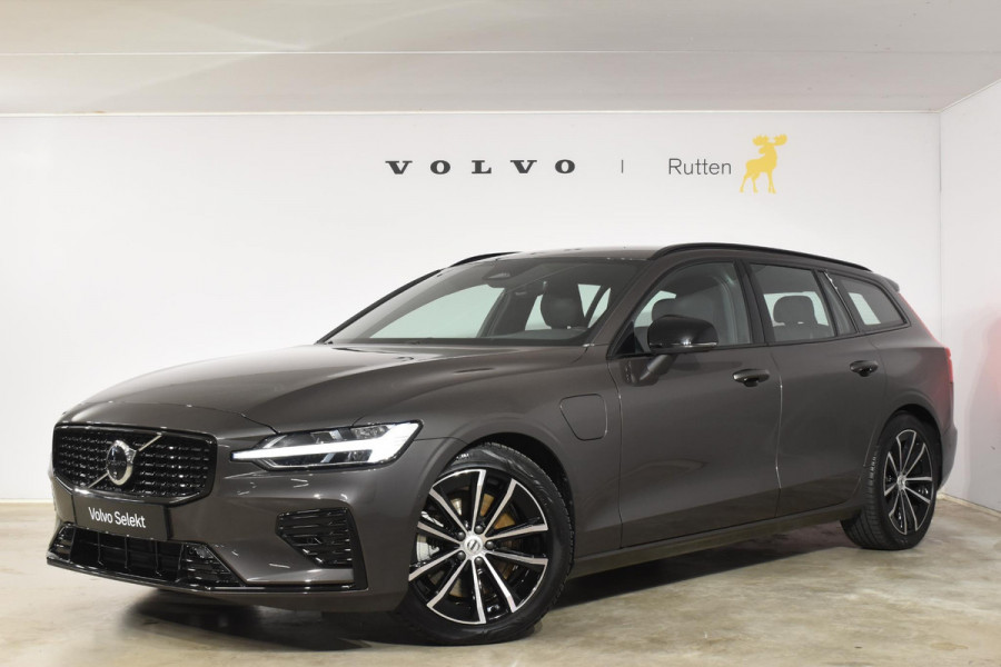 Volvo V60 T6 350PK Plug-in hybrid AWD Plus Dark / Adaptive Cruise Control / 360 Camera / Harman Kardon / Stoel- en stuurverwarming / Stoelverwarming achter /  Trekhaak / Elektrische stoelen met geheugen / Elektrische achterklep