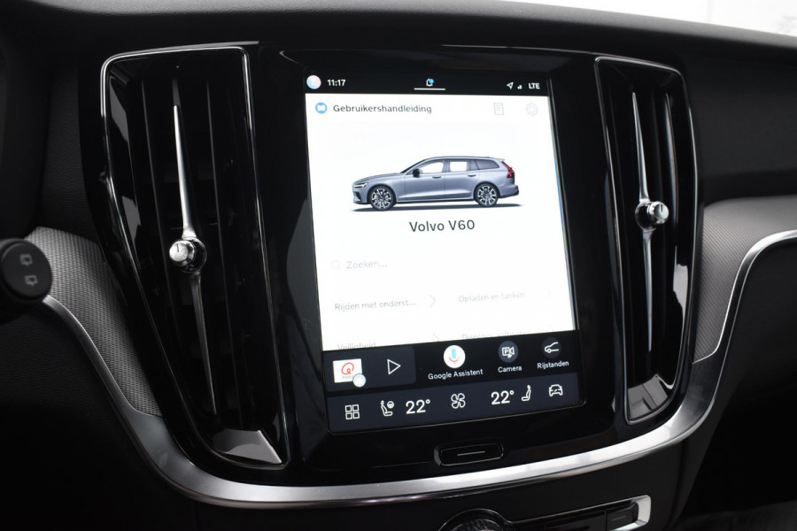 Volvo V60 T6 350PK Plug-in hybrid AWD Plus Dark / Adaptive Cruise Control / 360 Camera / Harman Kardon / Stoel- en stuurverwarming / Stoelverwarming achter /  Trekhaak / Elektrische stoelen met geheugen / Elektrische achterklep