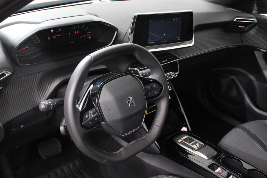 Peugeot 2008 1.2 PureTech 130pk Automaat Allure Navigatie Apple Carplay/Android Climate Control Dab Led Lichtmetalen Velgen Parkeer sensoren Cruise Control