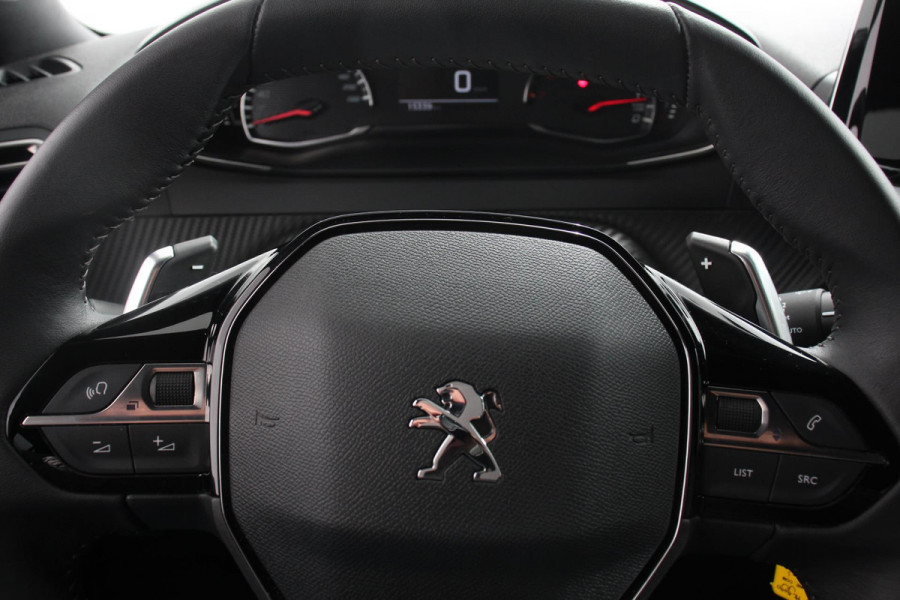 Peugeot 2008 1.2 PureTech 130pk Automaat Allure Navigatie Apple Carplay/Android Climate Control Dab Led Lichtmetalen Velgen Parkeer sensoren Cruise Control