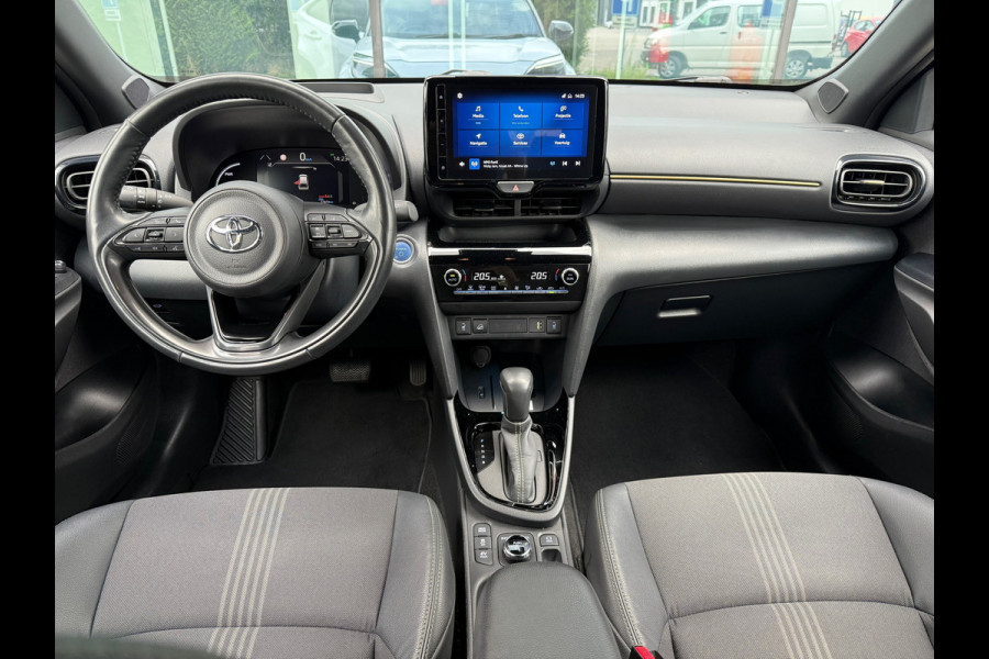 Toyota Yaris Cross 1.5 Hybrid Adventure AWD - Automaat - Navi - ToTone - Camera