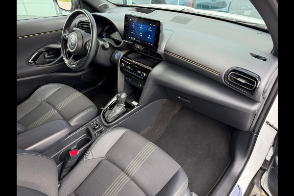 Toyota Yaris Cross 1.5 Hybrid Adventure AWD - Automaat - Navi - ToTone - Camera