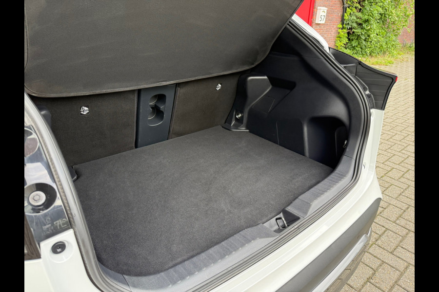Toyota Yaris Cross 1.5 Hybrid Adventure AWD - Automaat - Navi - ToTone - Camera