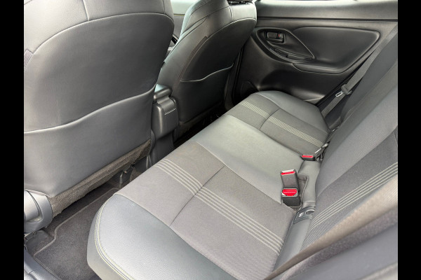 Toyota Yaris Cross 1.5 Hybrid Adventure AWD - Automaat - Navi - ToTone - Camera
