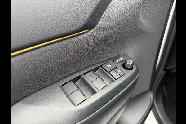 Toyota Yaris Cross 1.5 Hybrid Adventure AWD - Automaat - Navi - ToTone - Camera
