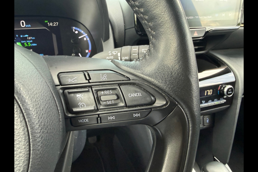 Toyota Yaris Cross 1.5 Hybrid Adventure AWD - Automaat - Navi - ToTone - Camera