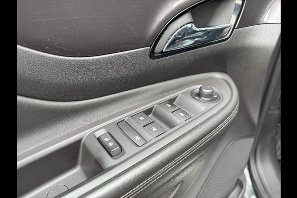 Opel Mokka X 1.4 Turbo Innovation - Automaat - Leder - Navi - Opendak - Trekhaak