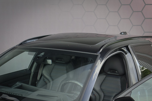 BMW 3 Serie Touring 330e xDrive ADAPTIVE CRUISE | STOELVERWARMING | CAMERA | M STOELEN | PANO | HEAD UP | MEMORY | APPLE CARPLAY