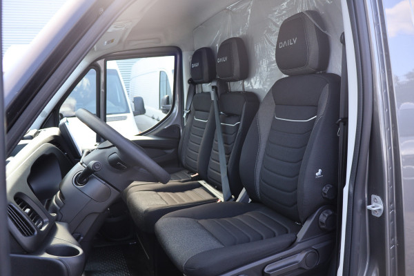 Iveco Daily 35S18 Hi-Matic L2 H2 Airco Navigatie Trekhaak Digitaal Dashboard