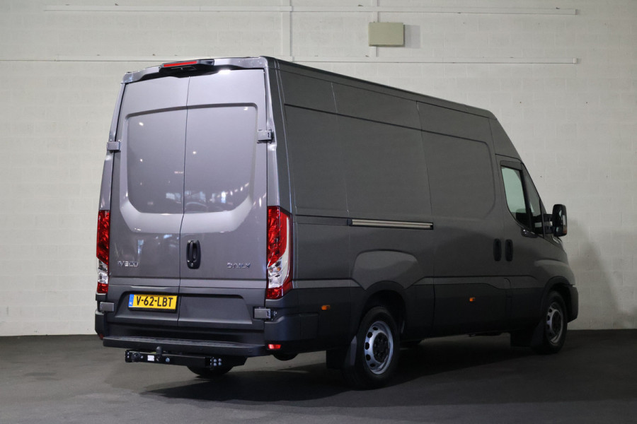 Iveco Daily 35S18 Hi-Matic L2 H2 Airco Navigatie Trekhaak Digitaal Dashboard