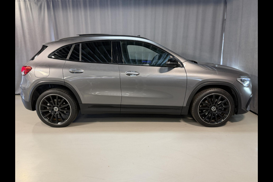Mercedes-Benz GLA 250 e AMG Line 20"/Panoramadak/Memory stoel l+r/Matrix LED/Keyless/Sfeerverlichting/Stoelverwarming/Camera/