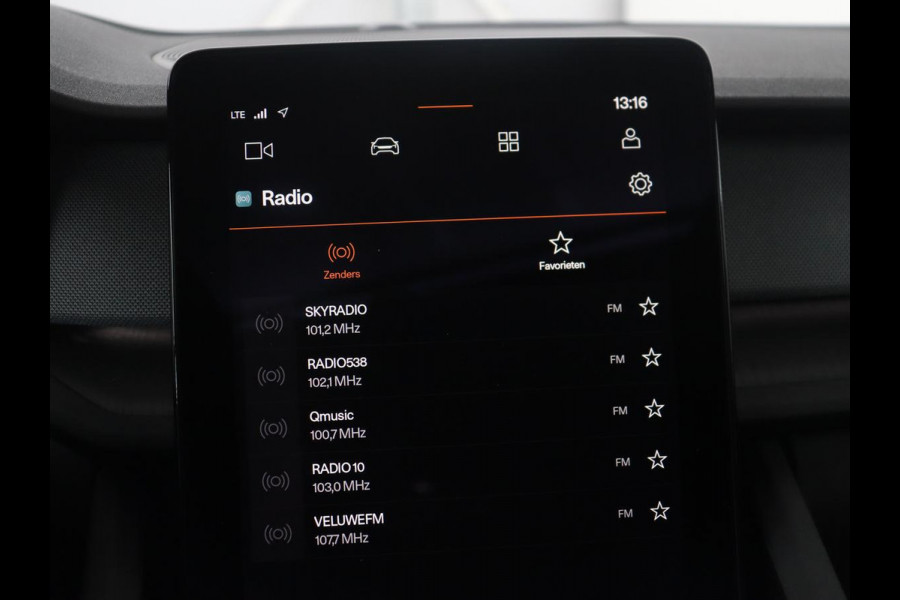 Polestar 2 Standard Range Single Motor 63kWh | SOH 91.5% | Panoramadak | Trekhaak | 360 camera | Harman/Kardon | Stuur/stoel verwarming | Carplay | Memory |