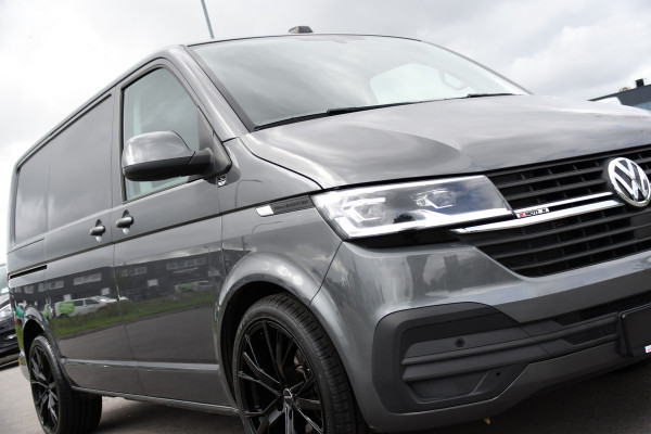 Volkswagen Transporter 2.0 TDI L1H1 30 4Motion Bulli Virtual, Camera, Carplay, 199pk, 4x4, LED, Automaat. Sensoren, Stoelverwarming, Trekhaak, Uniek!
