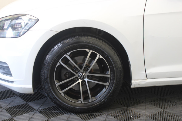 Volkswagen Golf 1.0 TSI Trendline
