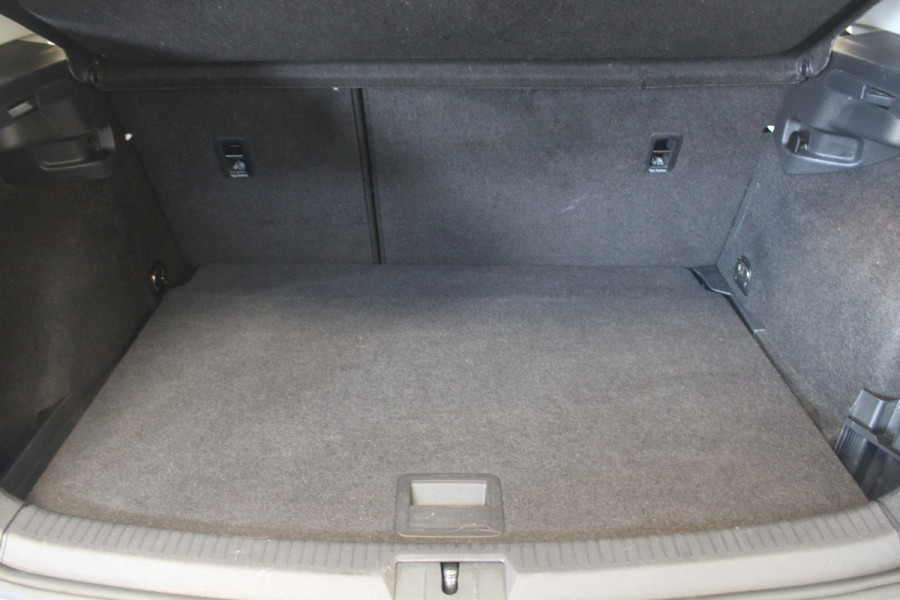 Volkswagen Golf 1.0 TSI Trendline