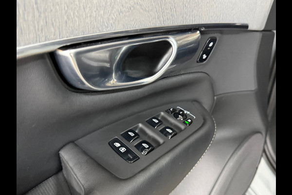 Volvo XC90 2.0 T8 Plug-in AWD Ultra Dark | Massage | Luchtvering | 22Inch | 7-Pers. | Pano |360°|H & K |Head-Up|Elektr Trekhaak