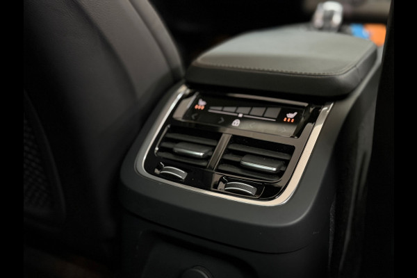 Volvo XC90 2.0 T8 Plug-in AWD Ultra Dark | Massage | Luchtvering | 22Inch | 7-Pers. | Pano |360°|H & K |Head-Up|Elektr Trekhaak