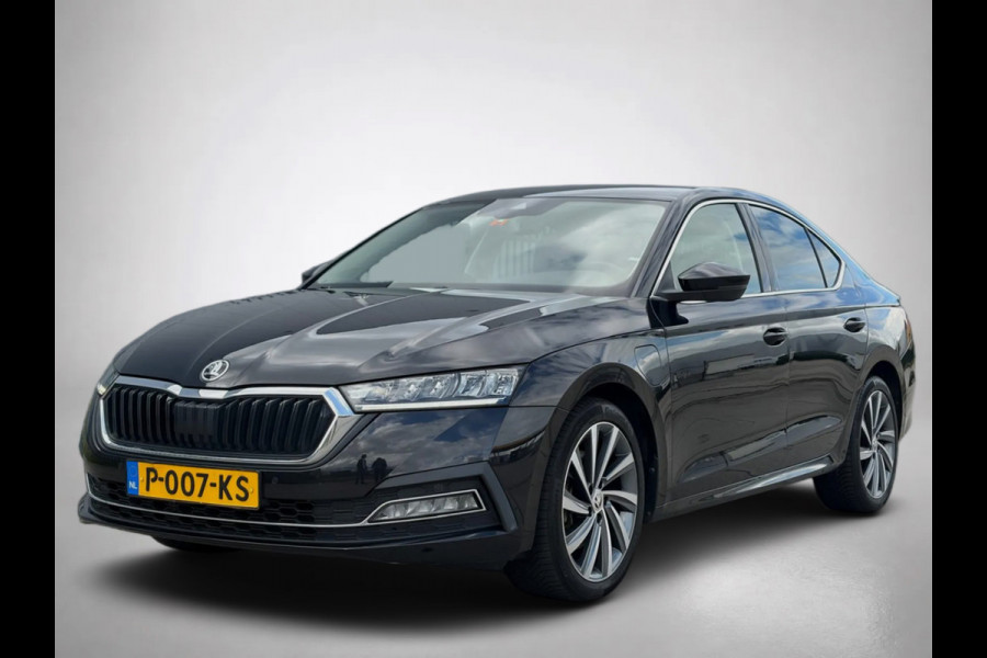 Škoda Octavia 1.4 TSI iV PHEV Sportline Business(Goed OnderH, Carplay/ Android, Camera, Elektrische Stoelen, StoelV/ StuurV, Etc)