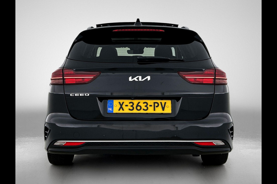 Kia Ceed Sportswagon 1.0 T-GDi 120PK ExecutiveLine / Panorama-schuifdak / JBL sound / Navigatie / Airco-ecc./ Pdc+Camera / Memory Stoel-Stuurverwarming / Apk 02-2028