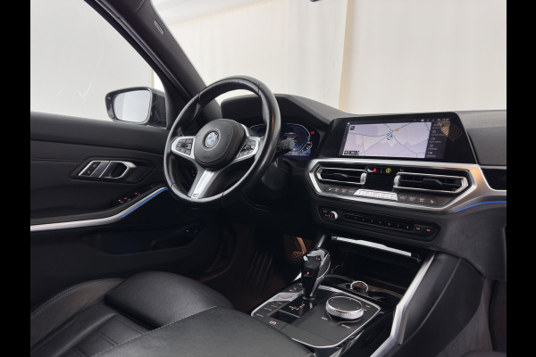 BMW 3 Serie Touring 330e High Executive (Plug-in) {SoH-91%} (INCL.BTW) Aut. *LEATHER | FULL-LED | HEATED-SPORTSEATS | HIFI-SOUND | NAVI-FULLMAP | DAB+ | DIGI-COCKPIT | PRIVACY-GLASS | AMBIENT-LIGHT | ECC | PDC | CRUISE | 19-ALU*