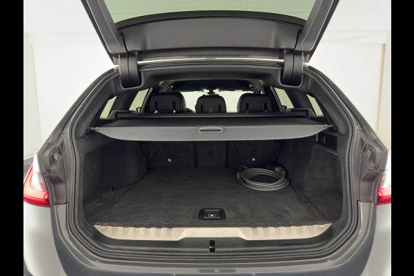 BMW 3 Serie Touring 330e High Executive (Plug-in) {SoH-91%} (INCL.BTW) Aut. *LEATHER | FULL-LED | HEATED-SPORTSEATS | HIFI-SOUND | NAVI-FULLMAP | DAB+ | DIGI-COCKPIT | PRIVACY-GLASS | AMBIENT-LIGHT | ECC | PDC | CRUISE | 19-ALU*