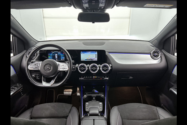 Mercedes-Benz B-Klasse 250 e Hybride Premium Design AMG line / 1/2 Leder / Stoelverwarming / Pdc+Camera / Navigatie / Apk 01-2028