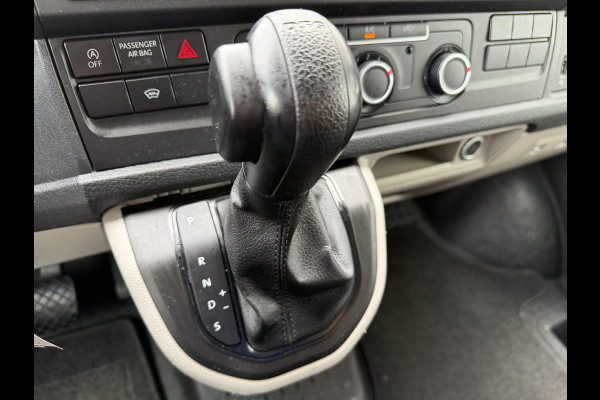 Volkswagen Transporter 2.0 TDI 150pk DSG automaat / L2H1 Comfortline / vaste prijs rijklaar € 16.950 ex btw / lease vanaf € 285 / euro 6 / bpm vrij / airco / cruise / navigatie / parkpilot / 2 x stoel met armsteun !