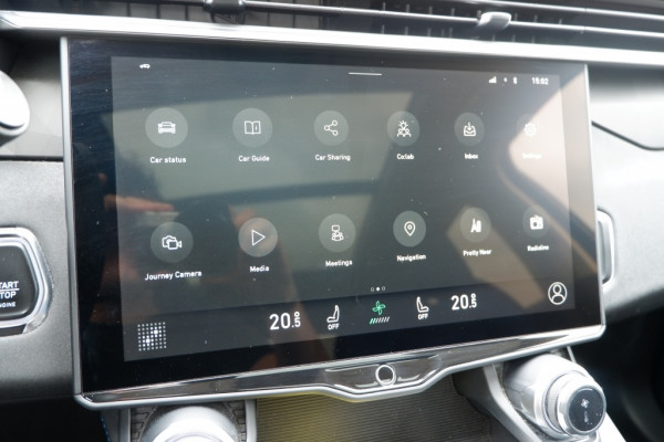 Lynk & Co 01 1.5 Plug in Hybrid Pano/360 camera INCL. 12 mnd BOVAG / NAP
