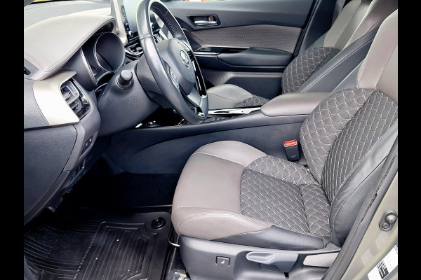 Toyota C-HR 2.0 Hybrid Executive | Leder Stof | Adaptive CC | LED | Camera | Climate | Facelift |