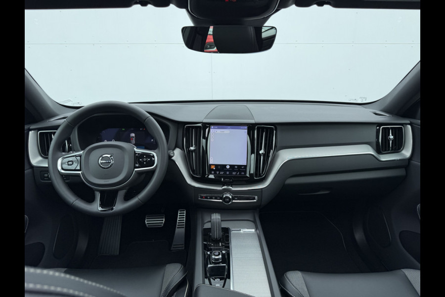 Volvo XC60 2.0 B4 Plus Dark | Pano | Memory | CarPlay | Keyless | 21 inch
