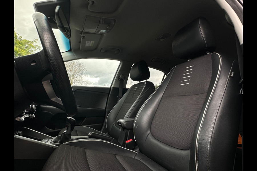 Kia Rio 1.0 Executive GT-Line, Carplay, Camera, Cruise, Navi, Lane, Detectie, Stuur/ Stoelvwrm