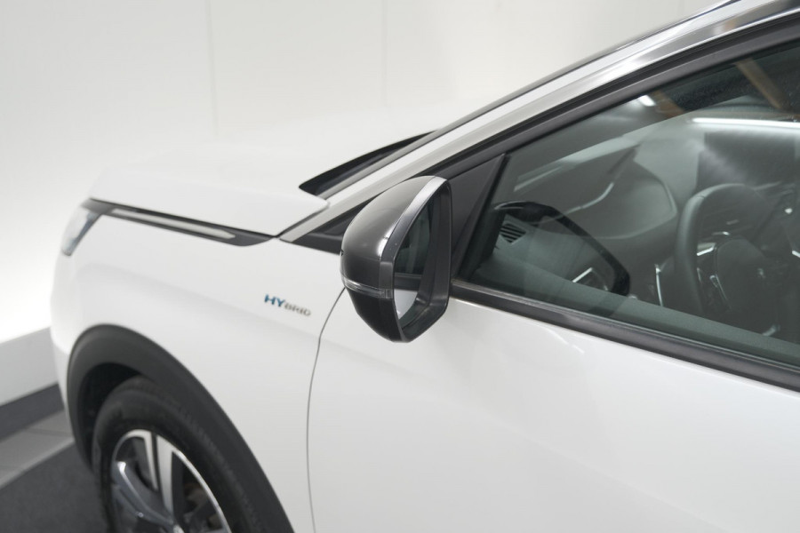 Peugeot 3008 1.6 Plug-in HYbrid 225 Allure | Camera | Dodehoekdetectie | Navigatie | Apple Carplay