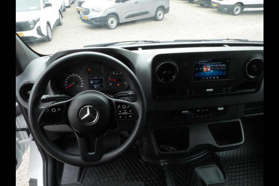 Mercedes-Benz Sprinter 319 CDI 4x4 L2H2 Automaat Airco Cam Nav Haak UNIEK