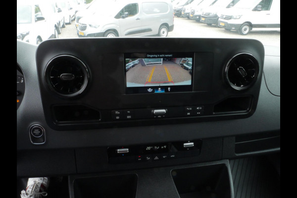 Mercedes-Benz Sprinter 319 CDI 4x4 L2H2 Automaat Airco Cam Nav Haak UNIEK