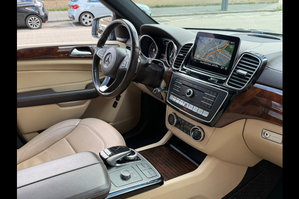 Mercedes-Benz GLS 400 4MATIC - Panorama-schuifdak I Navigatie I Leer I Airco I 7 Pers I 22 inch Sport velgen I LED I PDC I Enz....