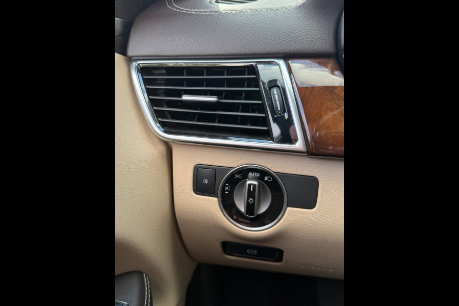 Mercedes-Benz GLS 400 4MATIC - Panorama-schuifdak I Navigatie I Leer I Airco I 7 Pers I 22 inch Sport velgen I LED I PDC I Enz....