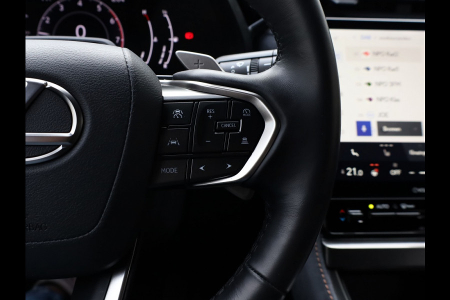Lexus LBX 1.5 Cool 2WD | Carplay | Memory Seat | Leder/Suede