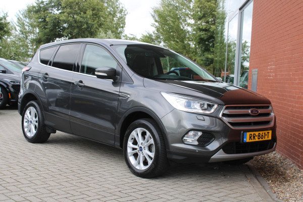 Ford Kuga 1.5 EcoBoost Titanium | Wegklapbare Trekhaak | Stoelverwarming | Cruise Control | Navigatie | Parkeersensoren |