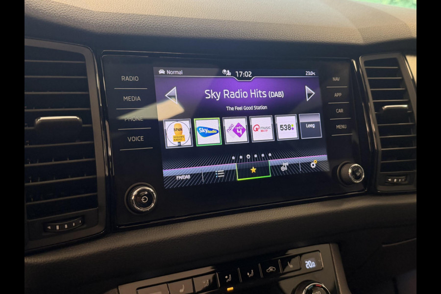 Škoda Kodiaq 1.5 TSI Sportline 7p GARANTIE TOT 06-2031* . PANORAMA-DAK . STUUR & STOEL VERWARMING . ADAPTIEVE CRUISE CONTROL .